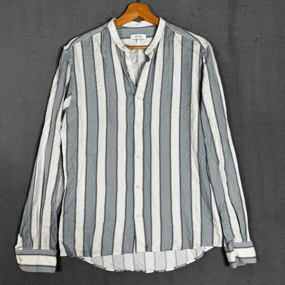 Reiss White and Navy Vertical Stripe Casual Button-Down Shirt
